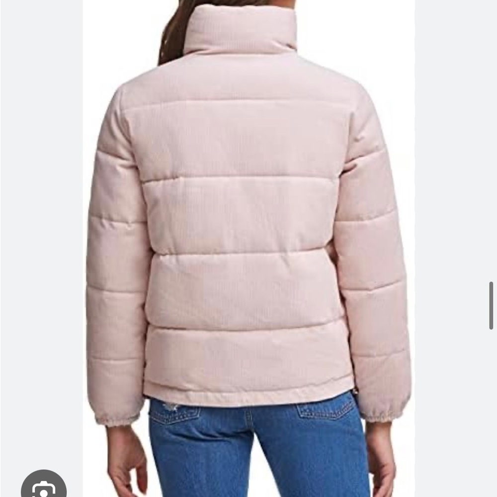 Light Pink Levi’s Puffer Jacket - Picture 2 of 3